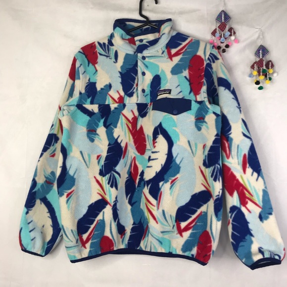 Patagonia Sweaters - Patagonia Synchilla Multicolor Feather Pattern Sweater